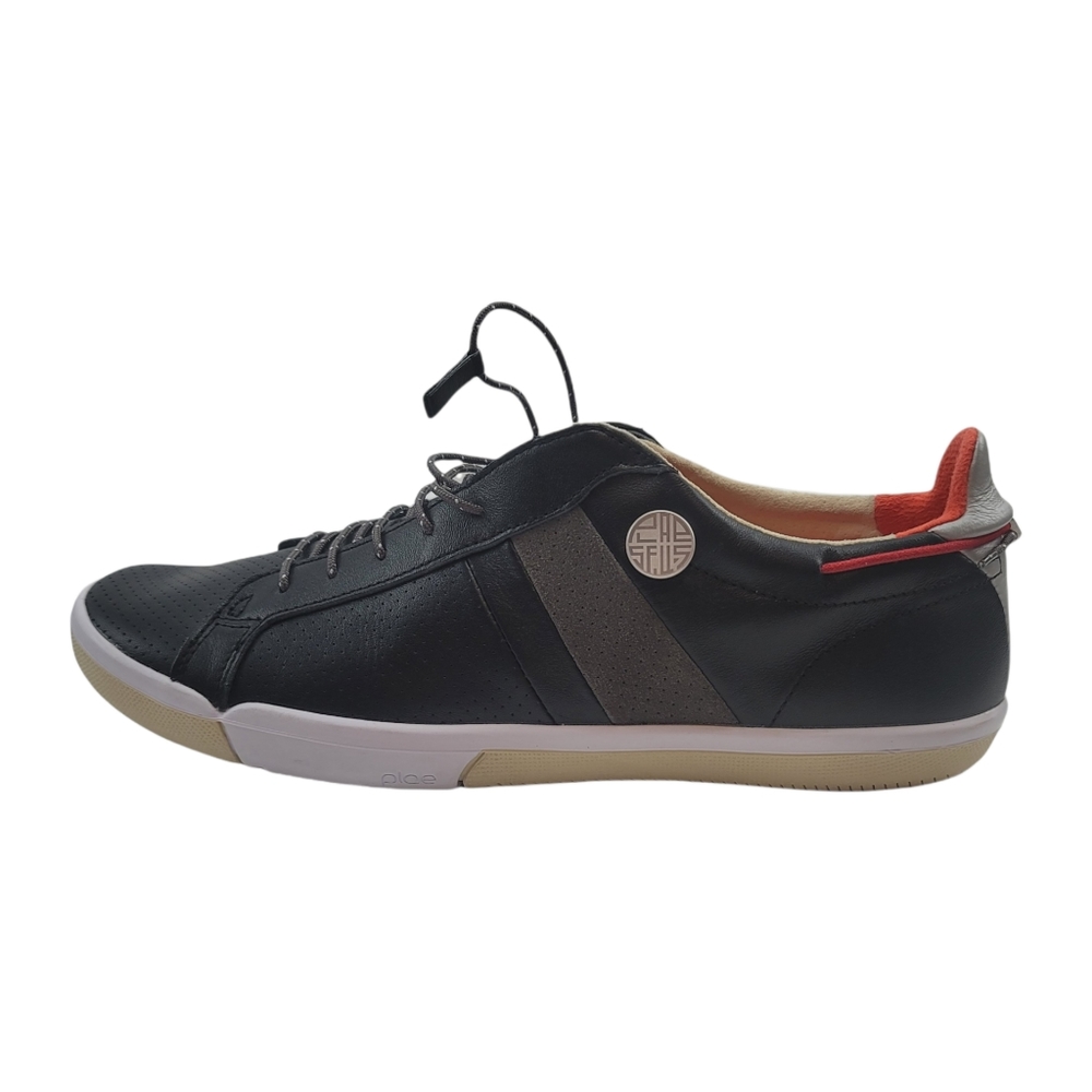 SOLD - PLAE 'Mulberry' Leather Low Tops - Picture 13 of 14